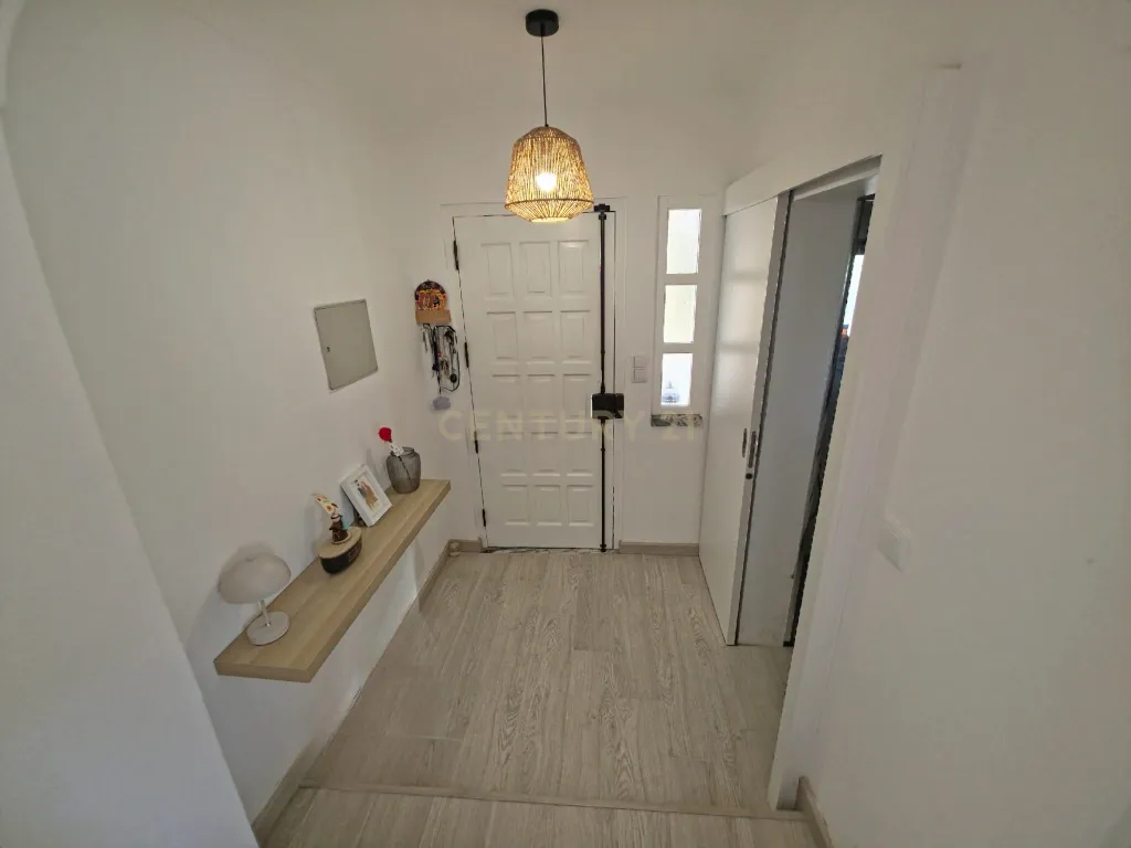 Moradia T2+1 Remodelada - Cadafais, Alenquer - Image 16