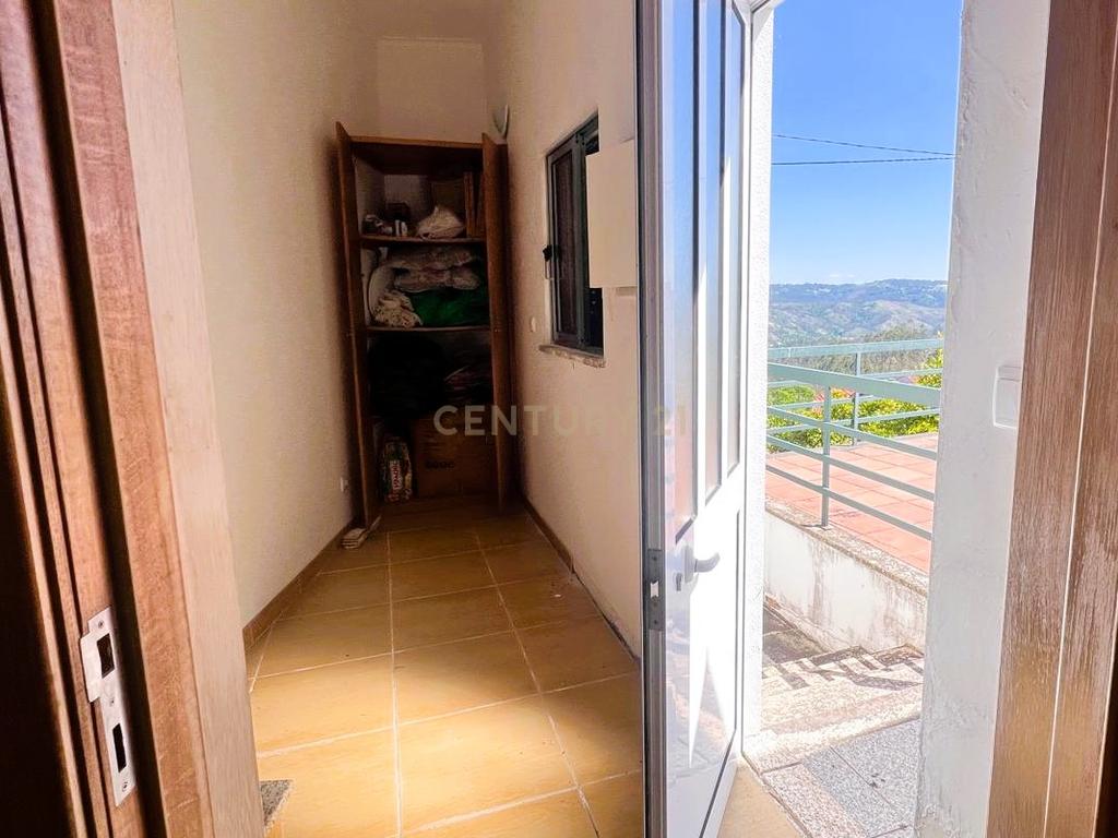 Casa isolada com vista panorâmica em São Pedro do Sul - Image 7