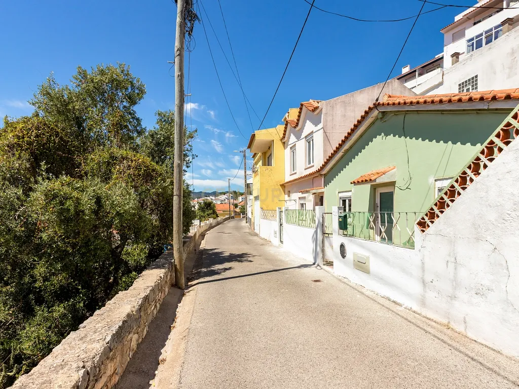 Duas Moradias em Alvide, Cascais - Image 13
