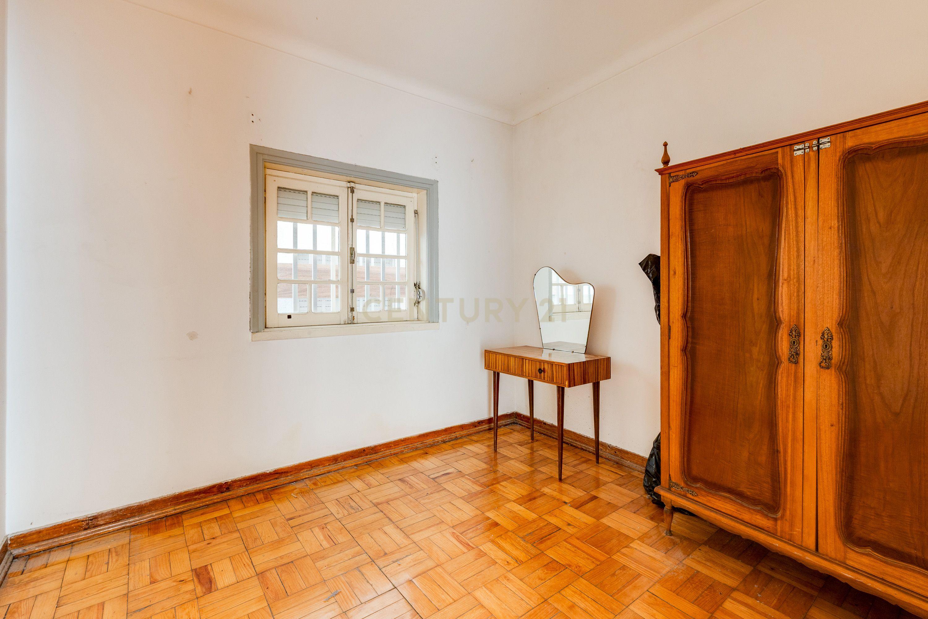 Fotografia 11 de Excelente apartamento T2 no jardim de Porto de Mós!
