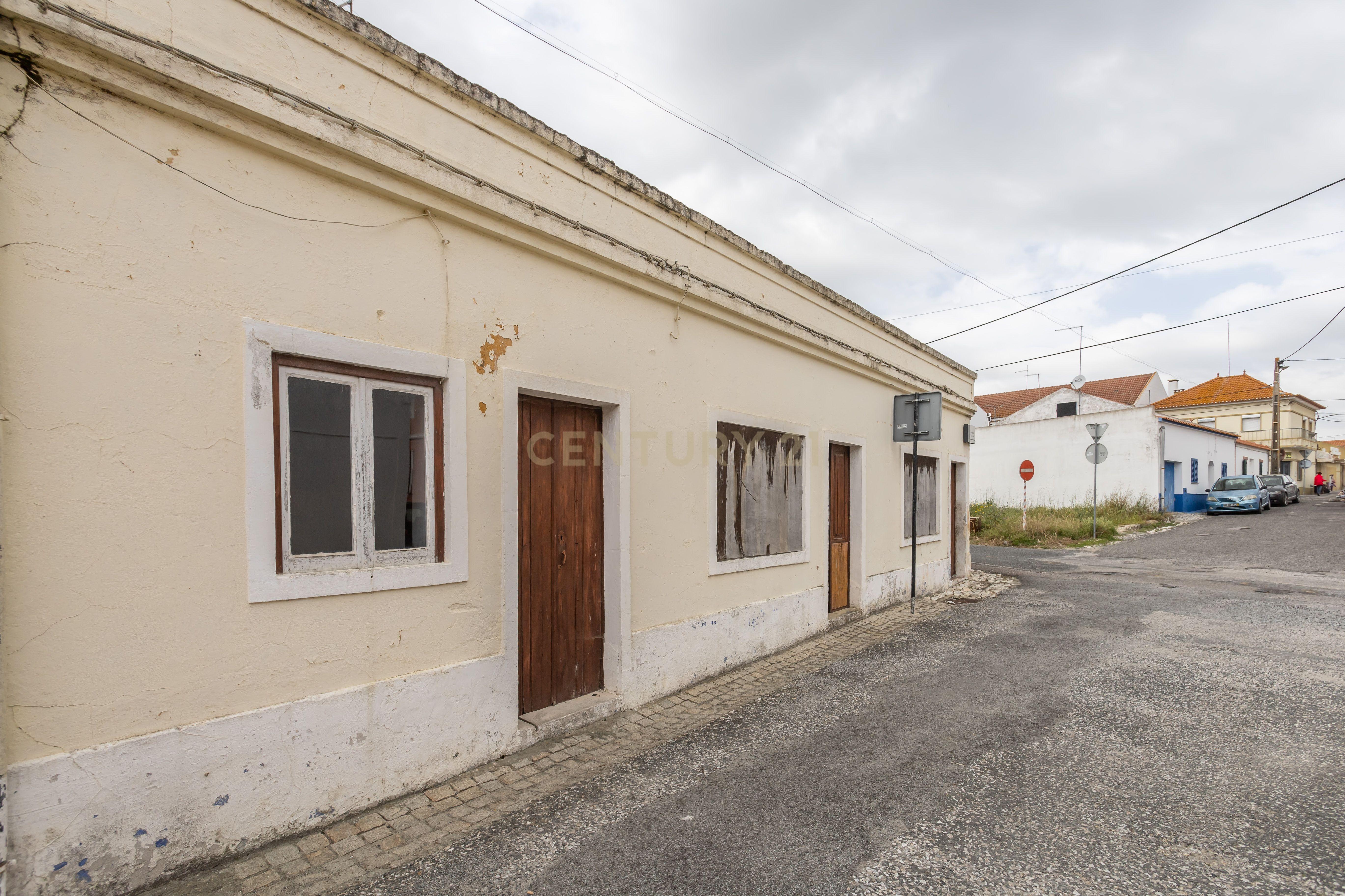 Grande Potencial de Reabilitação na Landeira – Azinhaga 1º de Maio, Vendas Novas! - Image 31