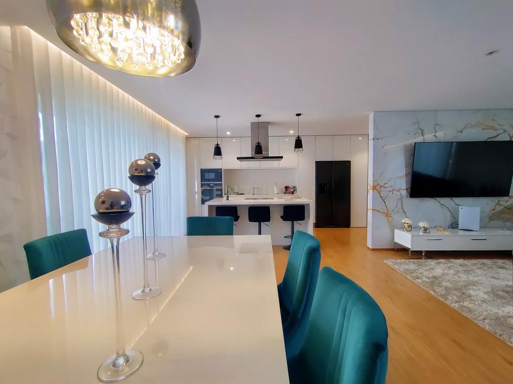 Moradia T4 Moderna com Piscina e Jardim – Touguinha - Image 43