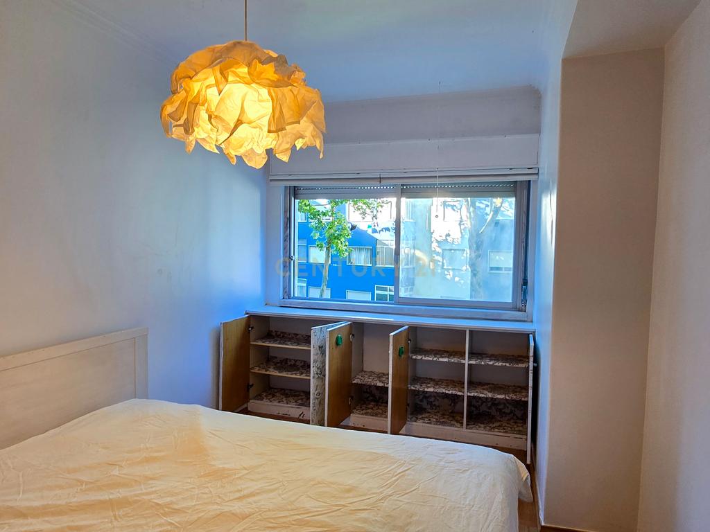 Apartamento T1 com excelente localização no Alto de Algés - Image 10