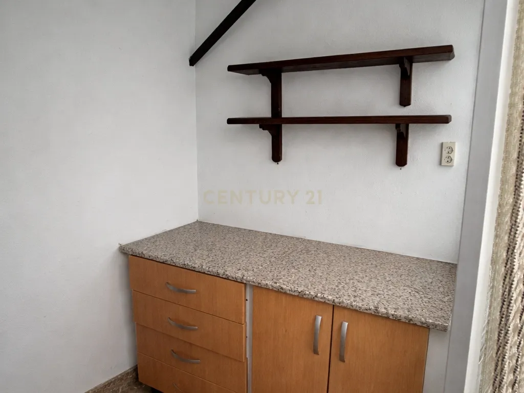 Edifício exclusivo com grande potencial numa das melhores zonas de Trujillo - Image 60