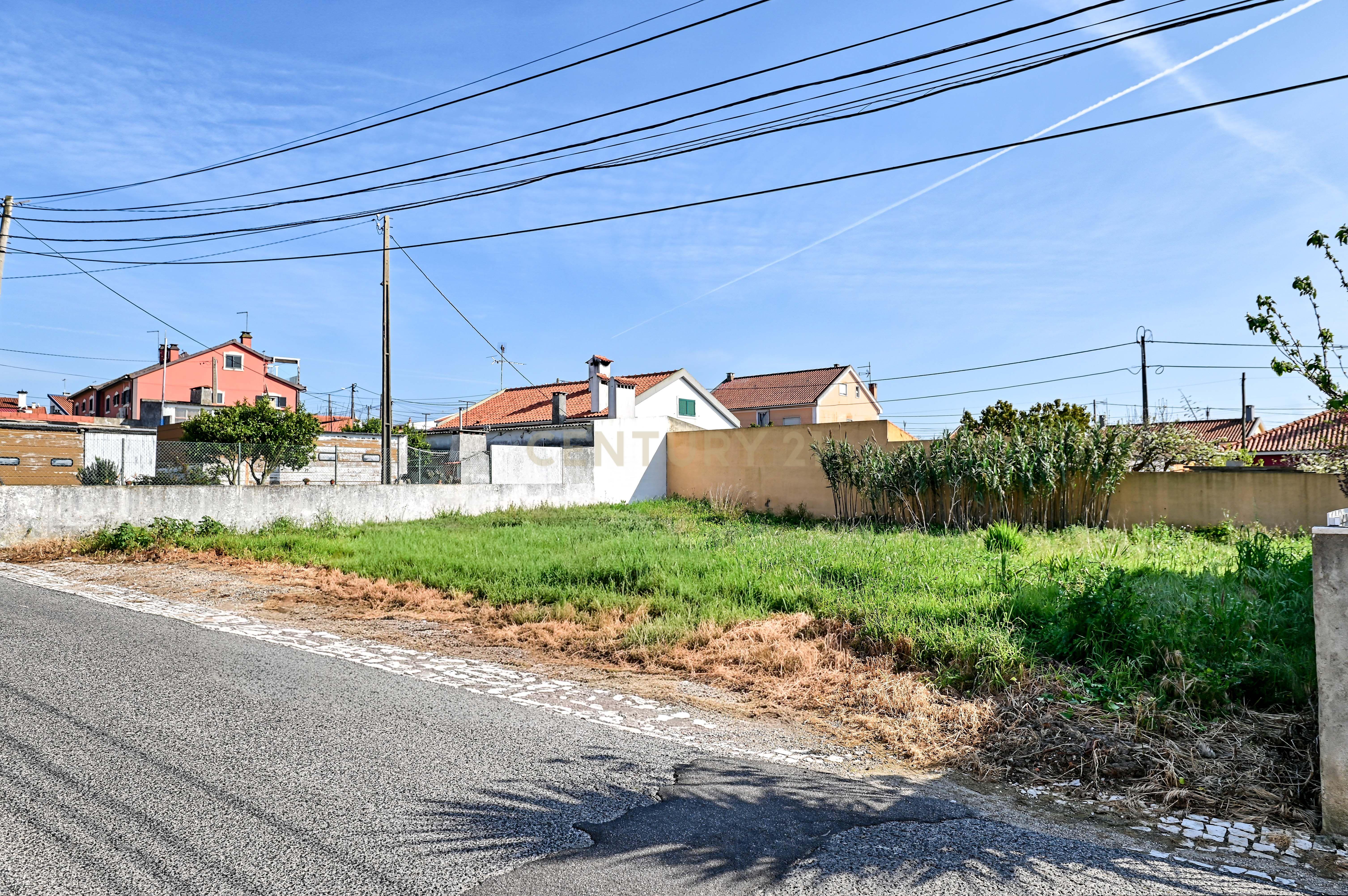 Fotografia 5 de Terreno urbano em consolidação – oportunidade de valorização em Cabra Figa (Rio de Mouro)