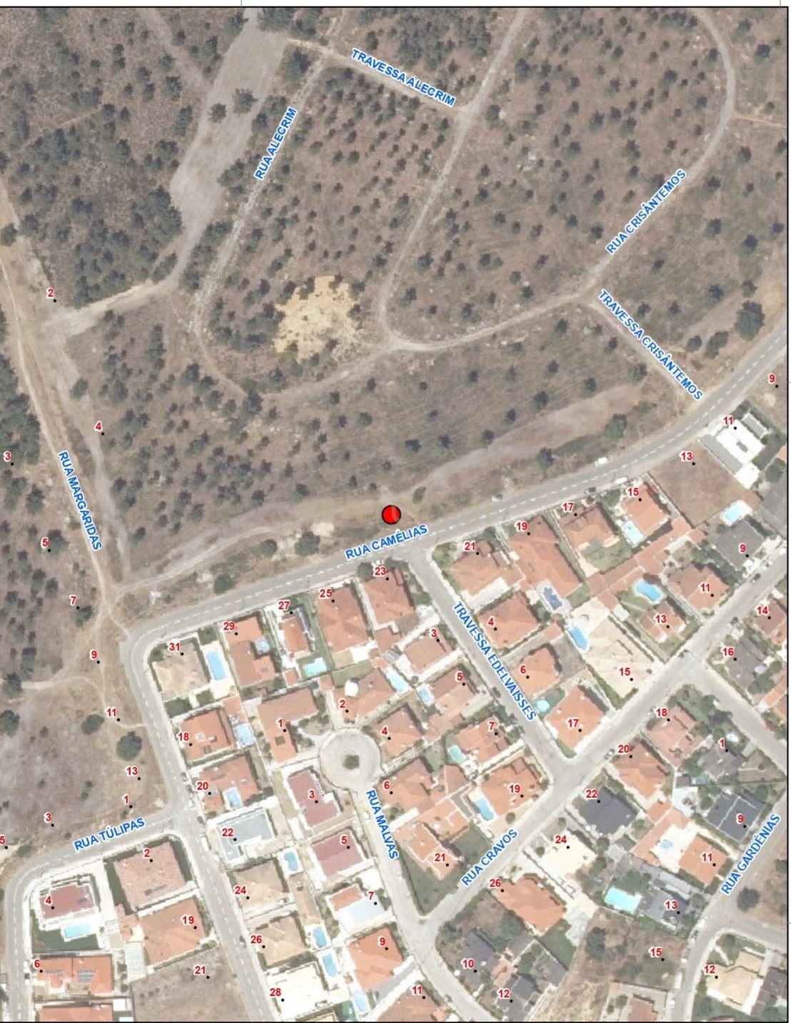Land for sale in Seixal, Portugal — €325,000
