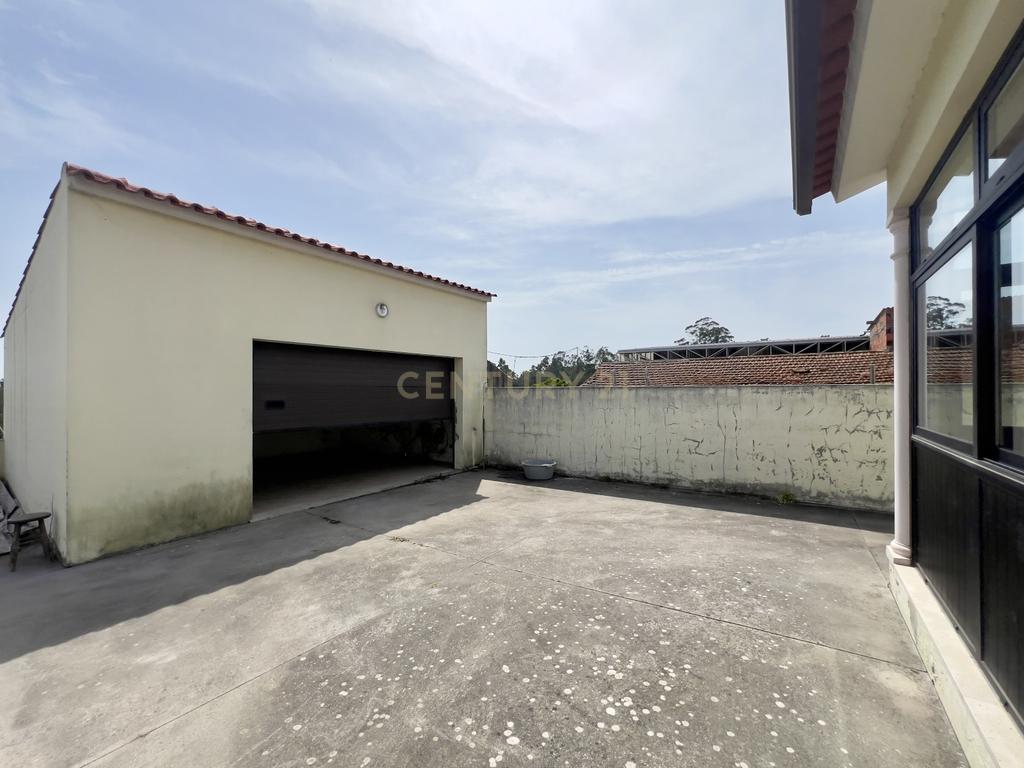 Moradia  em Calvete, Alqueidão, Figueira da Foz, Coimbra com Jardim e Boa Exposição Solar - Image 27