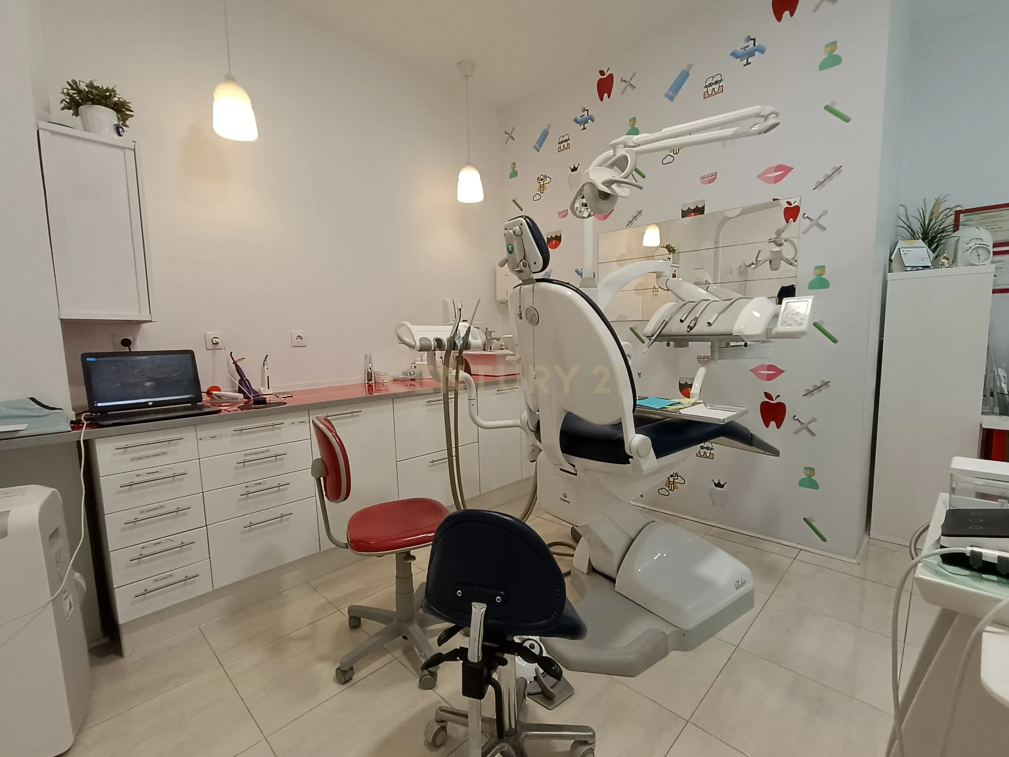 Clínica Dentária para trespasse em São Domingos de Rana, Cascais - Image 4