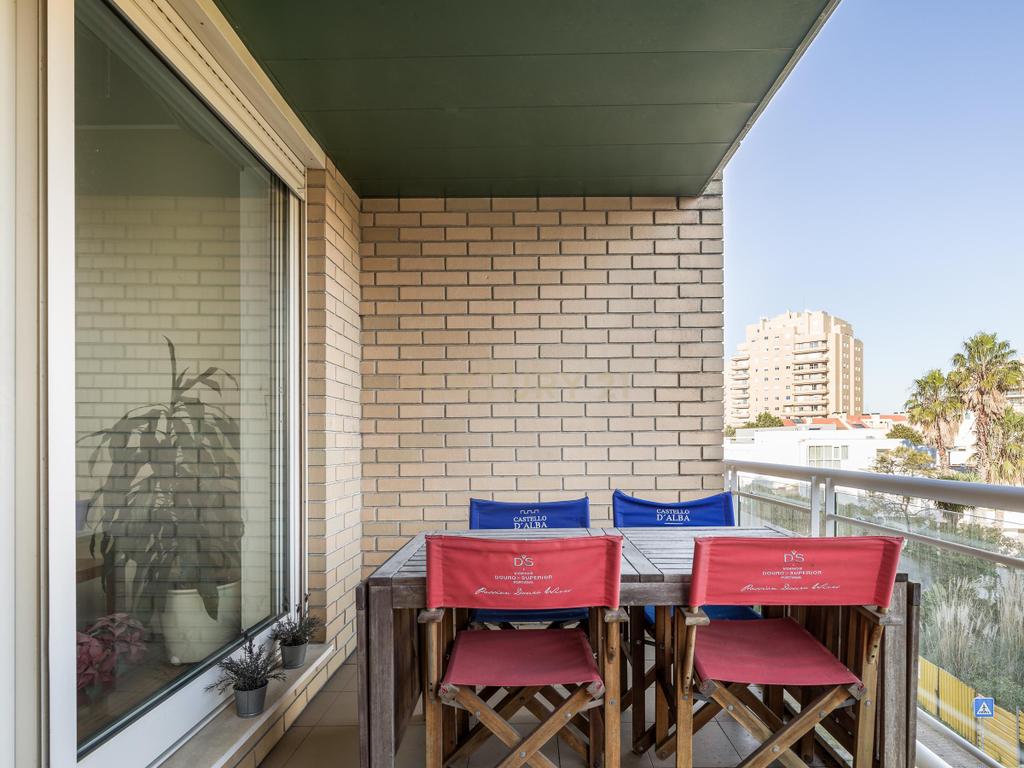 Apartamento T2 no Edifício Vilamar, Foz do Douro, Porto - Image 7