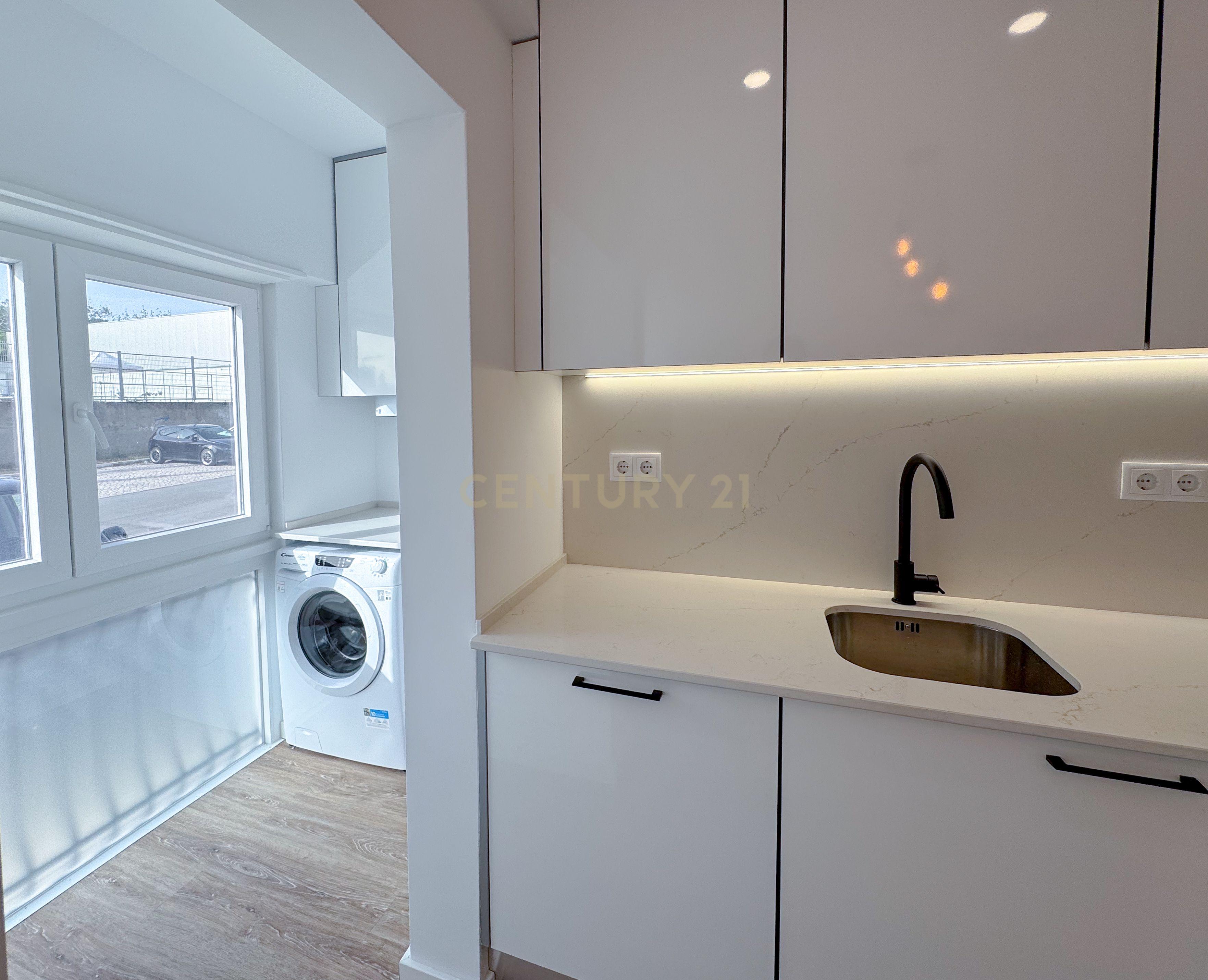 T1 Remodelado a Estrear na Parede | Cozinha Equipada | Excelente Localização – další