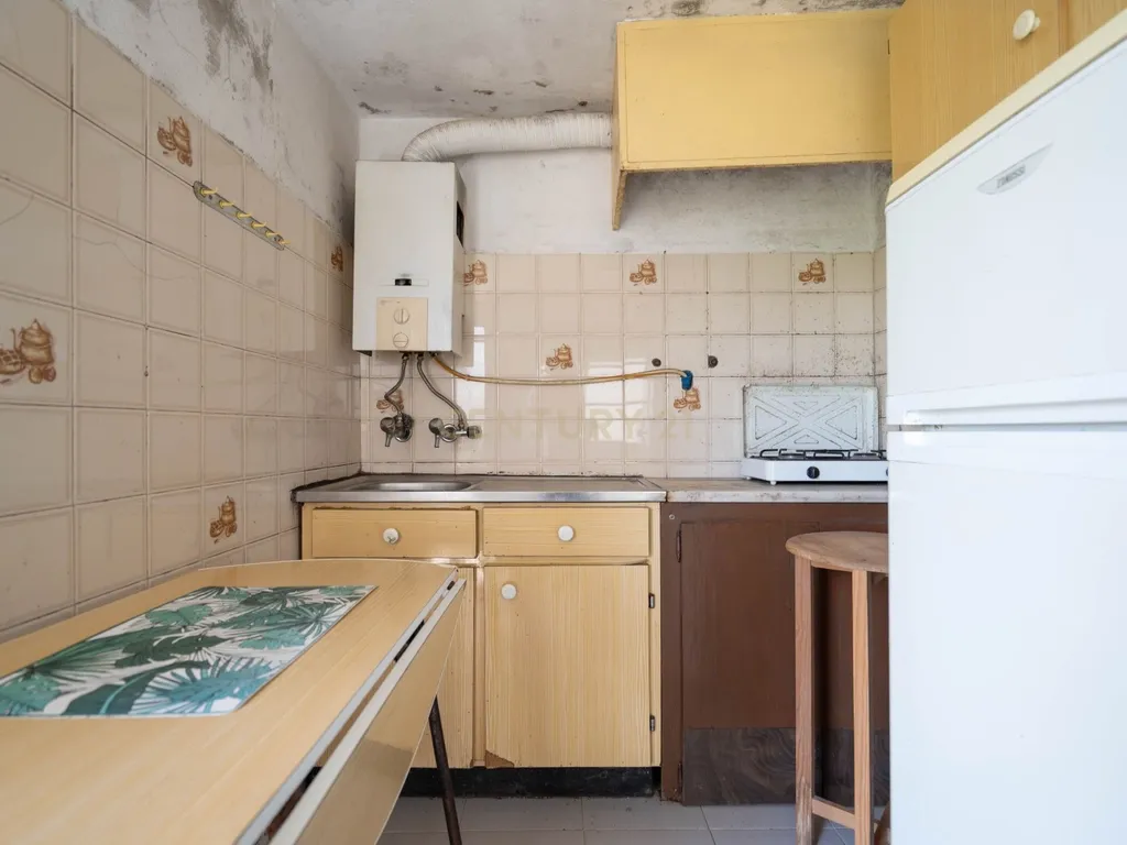 Excelente oportunidade de investimento no centro de São Martinho do Bispo, Coimbra. As referências C0289-01959 (moradia e terreno) e C0289-01957 (terreno) são vendidas em conjunto. - Image 45