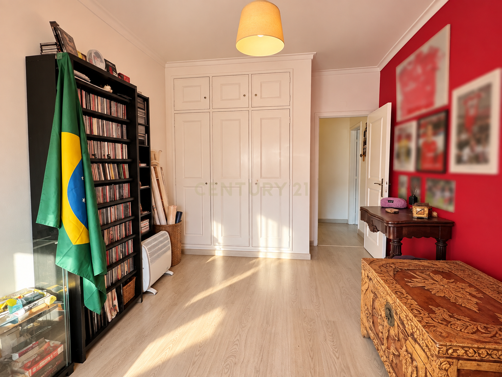 T3 em Massamá | 133 m² de Conforto - Image 9