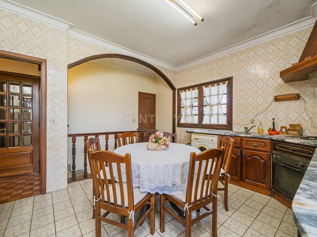 Descubra Esta Moradia T3 em Penafiel com Cave, Jardim e Acessos Excelentes - Image 25