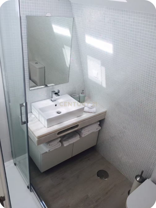Uma Oportunidade Única para Viver ou Investir em Sesimbra! - Image 13