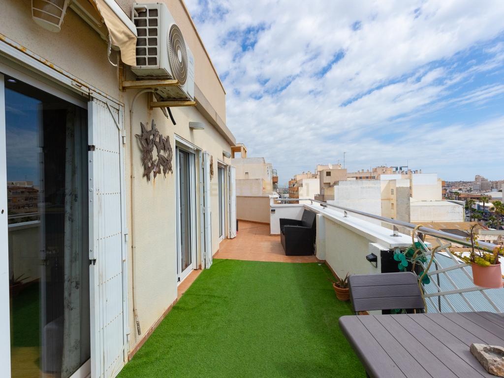 Penthouse com Vista Mar Perto do Centro de Torrevieja - Image 23