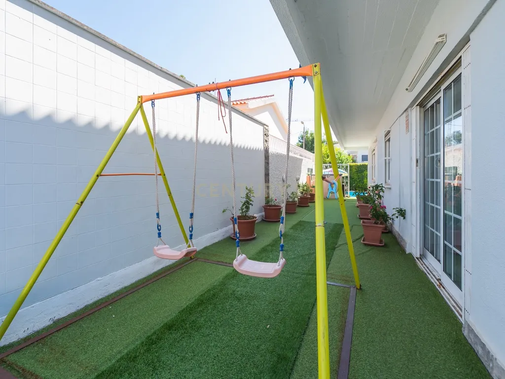 Moradia T4 com piscina | Cascais - Image 53