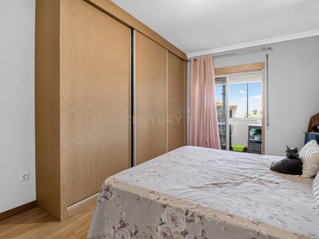 Apartamento T3 em Bragança com Vista Panorâmica - Image 17
