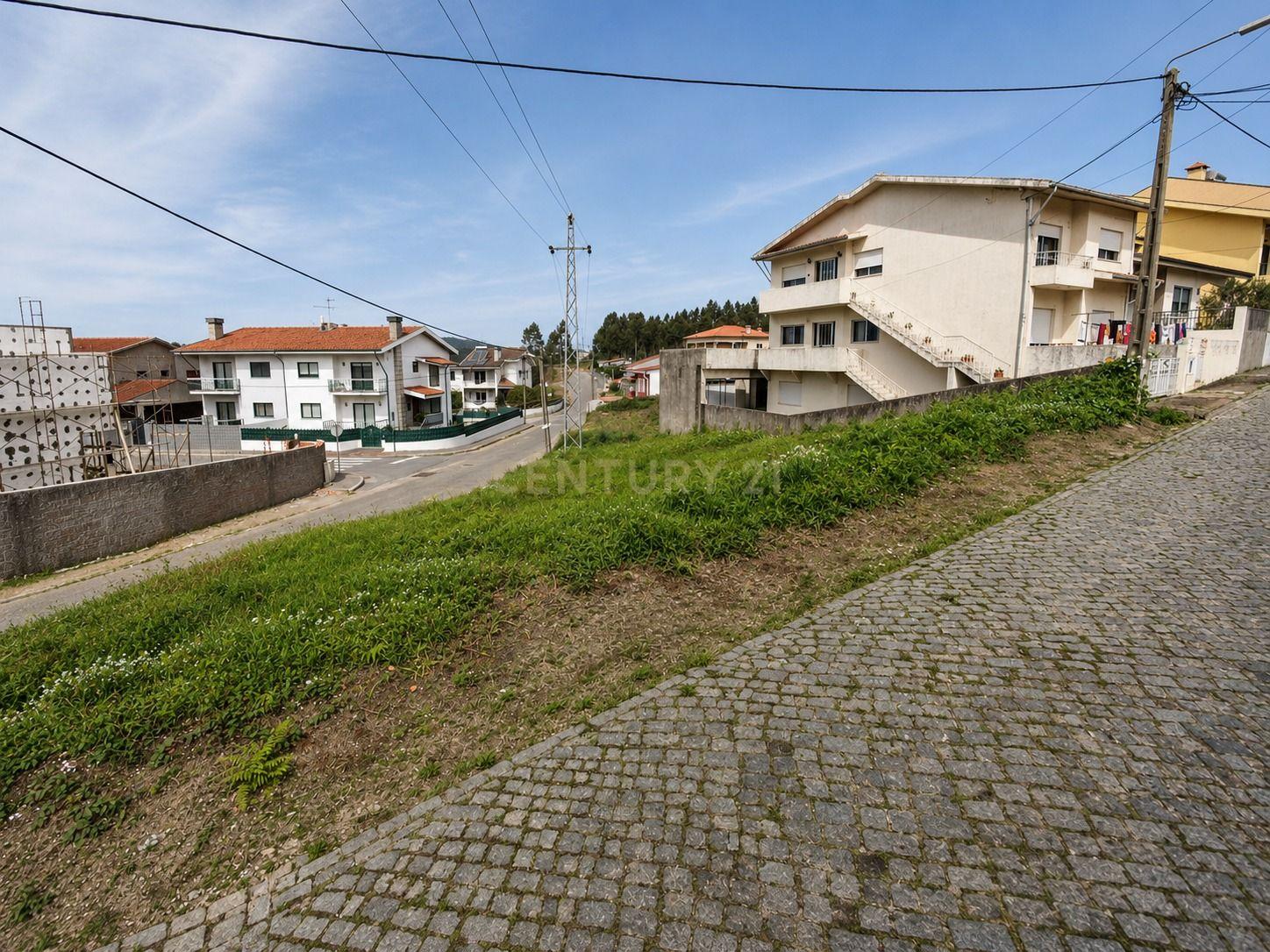 Fotografia 10 de Terreno com projeto de arquitetura | Alfena