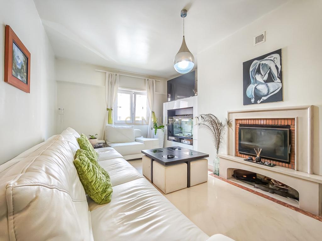 Apartamento T3 em Rinchoa/ Rio de Mouro - Image 2