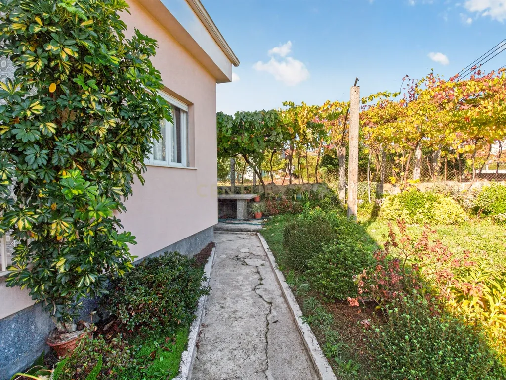 MORADIA T3 EM ESPINHO - BRAGA | 800 M² DE TERRENO | JARDIM | VISTA PANORÂMICA - Image 25