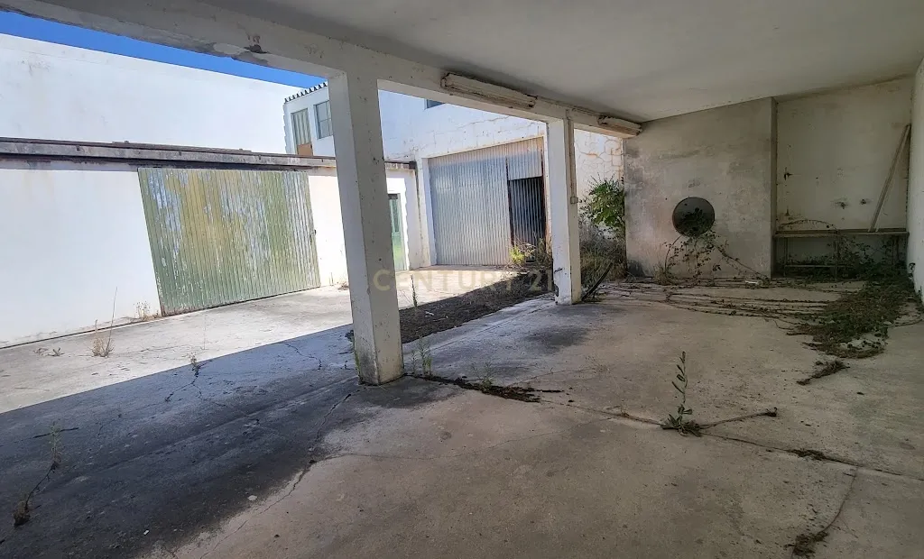 Armazém em Torres Novas - Image 14