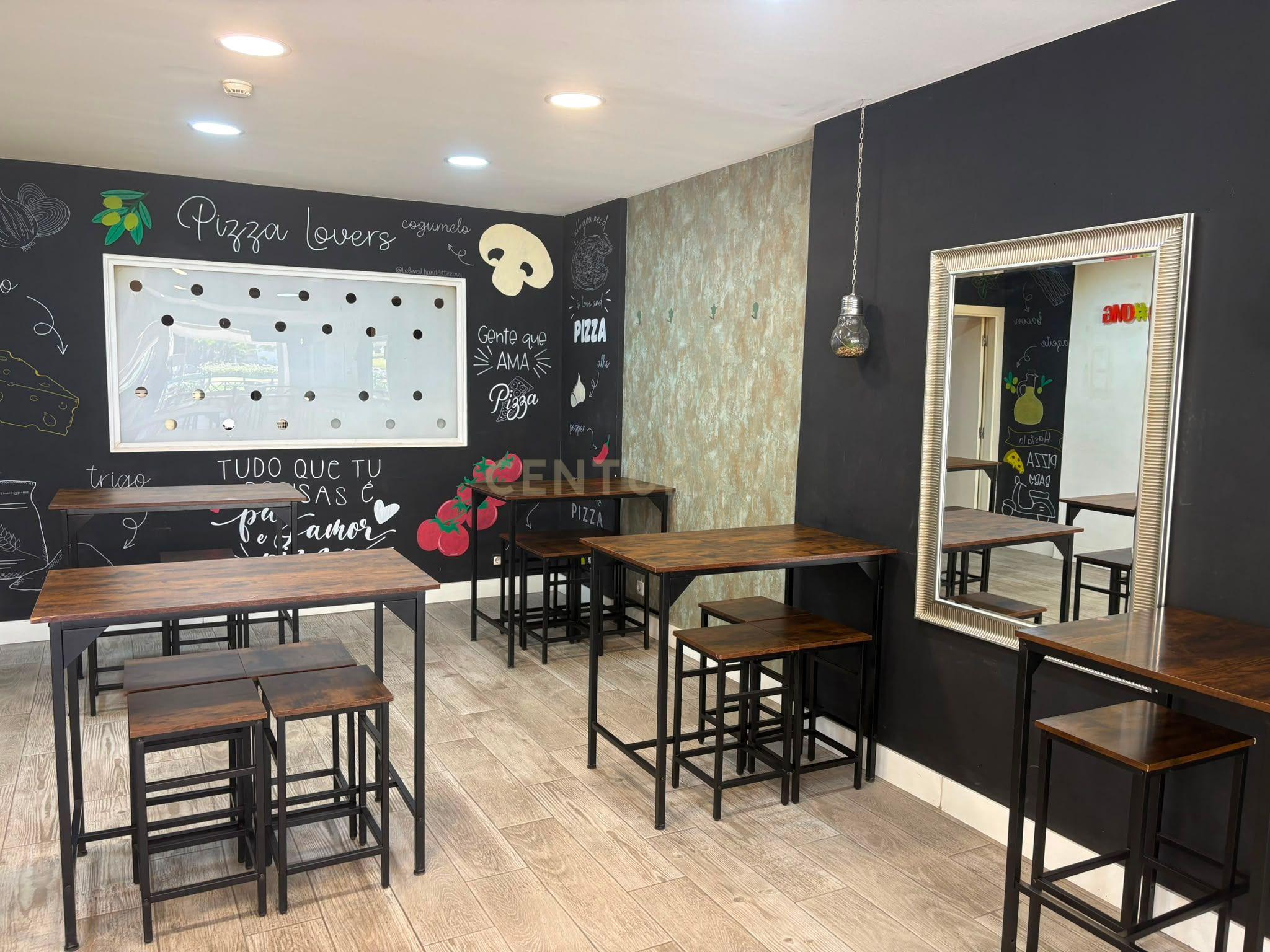 Fotografia 6 de TRESPASSE DA PIZZARIA " SOLO PIZZA " EM MASSAMÁ – EXCELENTE LOCALIZAÇÃO!