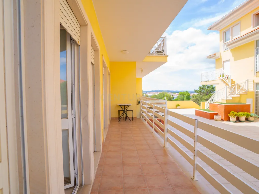 Apartamento T3+1 Duplex| 2 minutos do Centro de Caldas da Rainha - Image 30