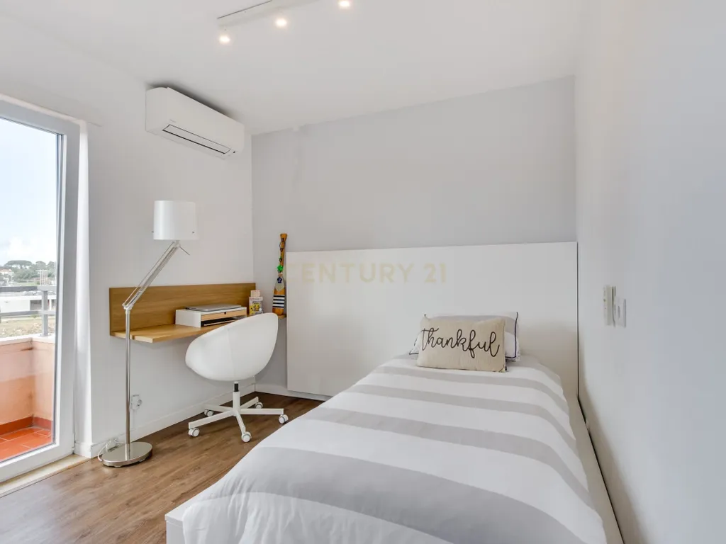 Apartamento como novo T3 – Quinta Da Graciosa, Estoril - Image 30