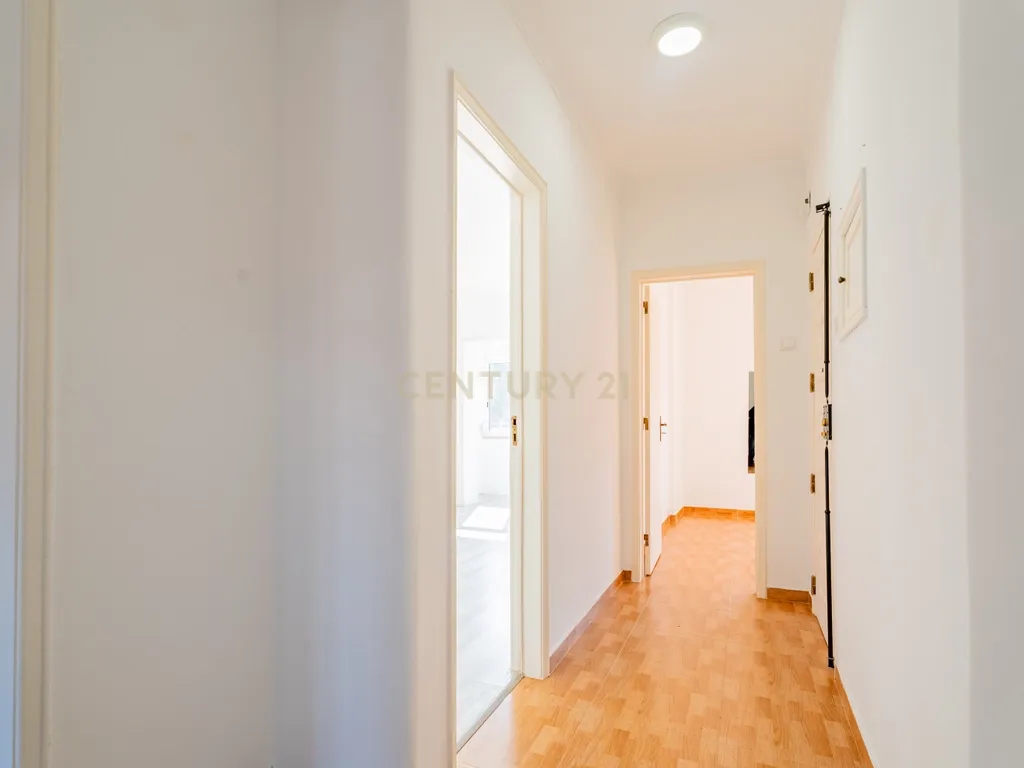 Apartamento T2 para Arrendar – Idanha / Belas - Image 5