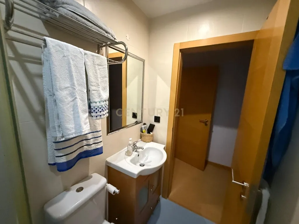 Apartamento T3 com garagem, Nossa Sra de Fátima, Entroncamento - Image 26