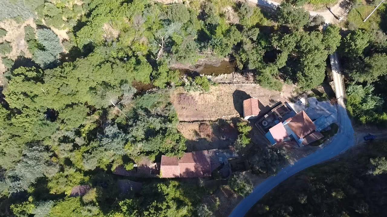 Fotografia 3 de Moradia com terreno até à ribeira, Maçãs De Dona Maria