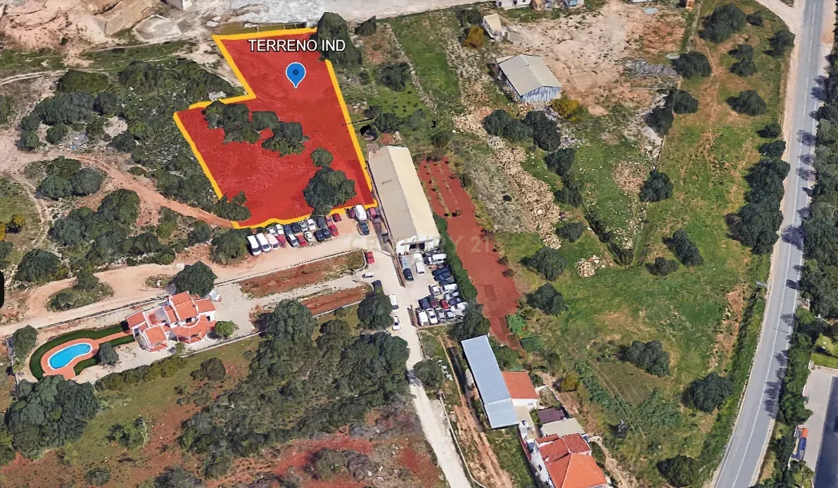 Fotografia 5 de Terreno com 3.600 m² em Boliqueime – Potencial Industrial/Logístico junto à EN 270