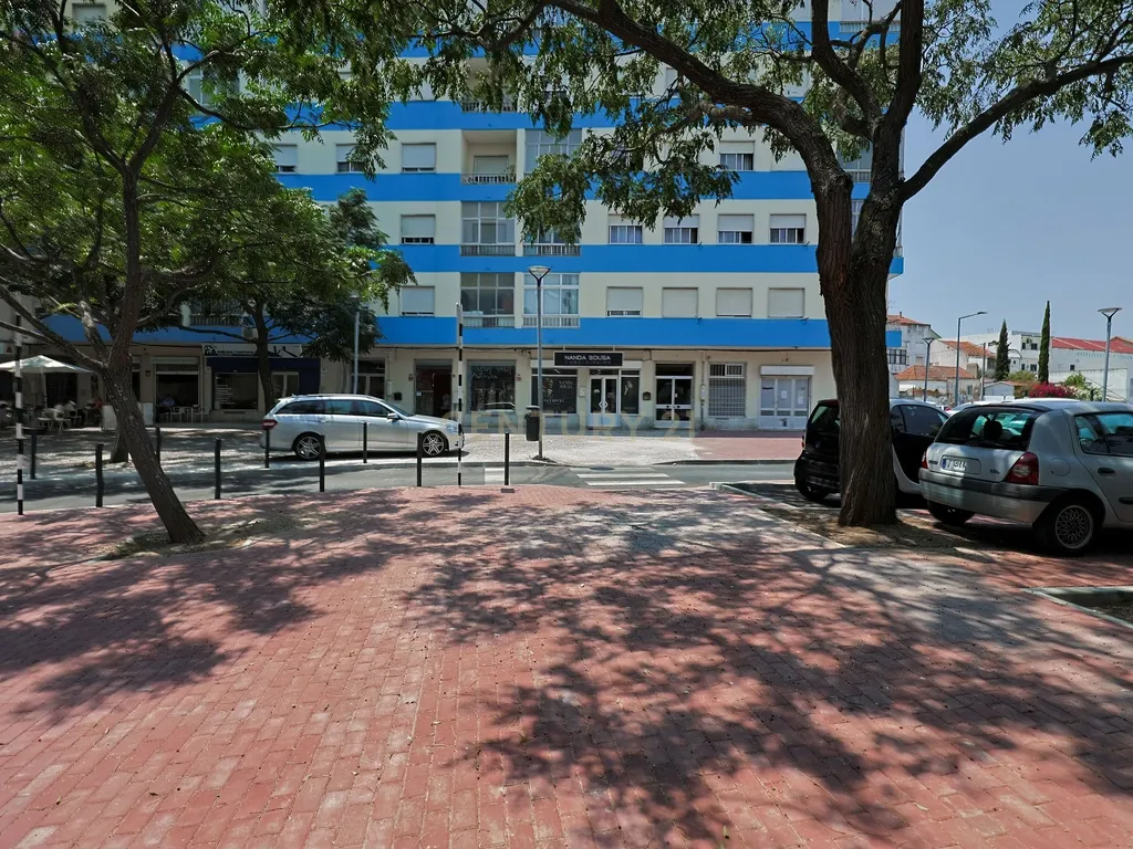 Apartamento T2 - Torre Da Marinha/Seixal - Image 1