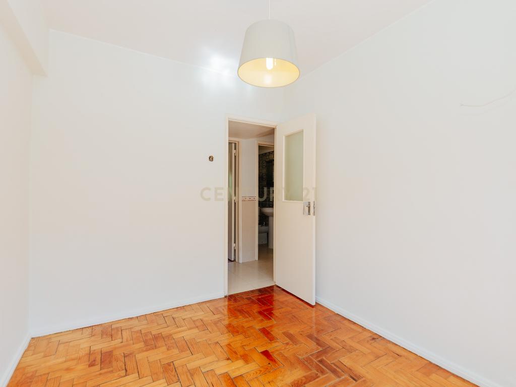 Apartamento T3 nos Olivais - Image 25