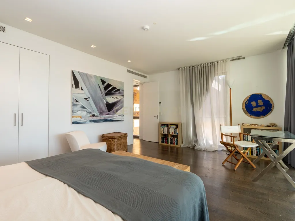 Moradia Exclusiva em Primeira Linha de Mar com Piscina Infinita / Tróia-Carvalhal - Image 54
