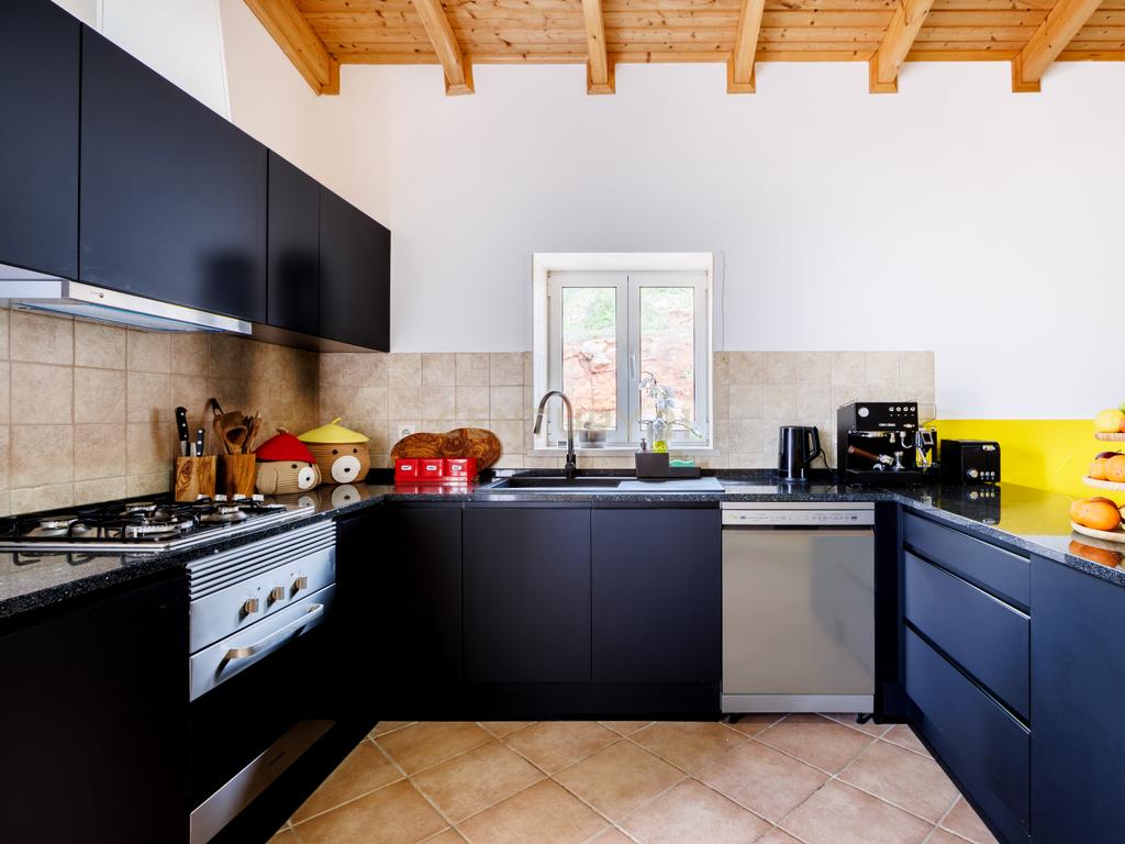 Quinta encantadora com potencial de expansão perto de Albufeira - Image 11