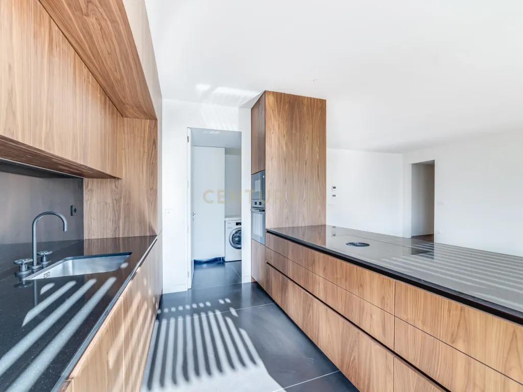 T3 na Villa dos Coches com 3 Suites e Garagem em Belém, Lisboa - Image 10