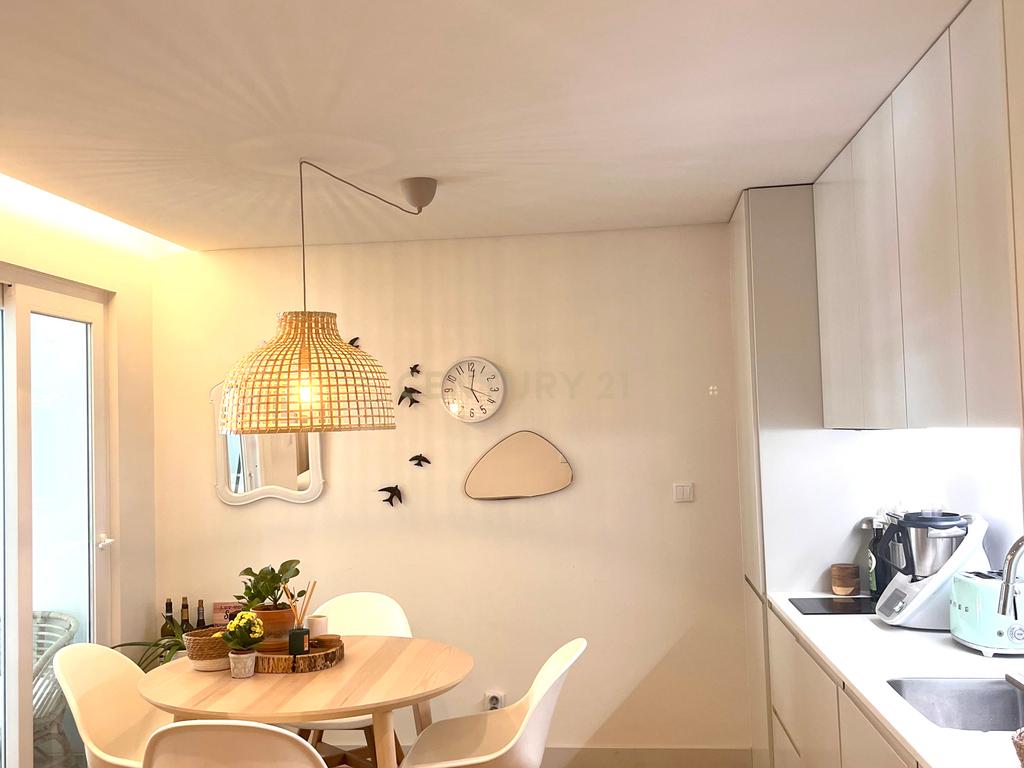 Moderno T1 em Lisboa - Perfeito para Viver ou Investir - Image 7