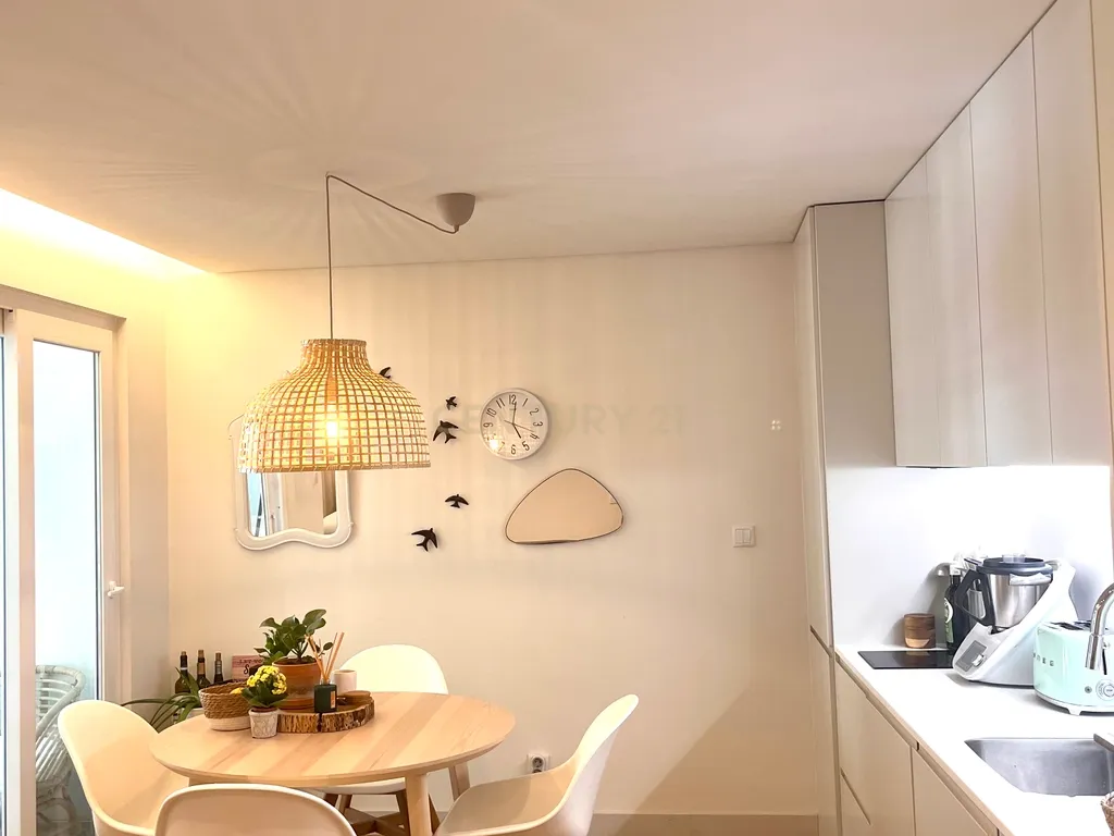 Moderno T1 em Lisboa - Perfeito para Viver ou Investir - Image 7