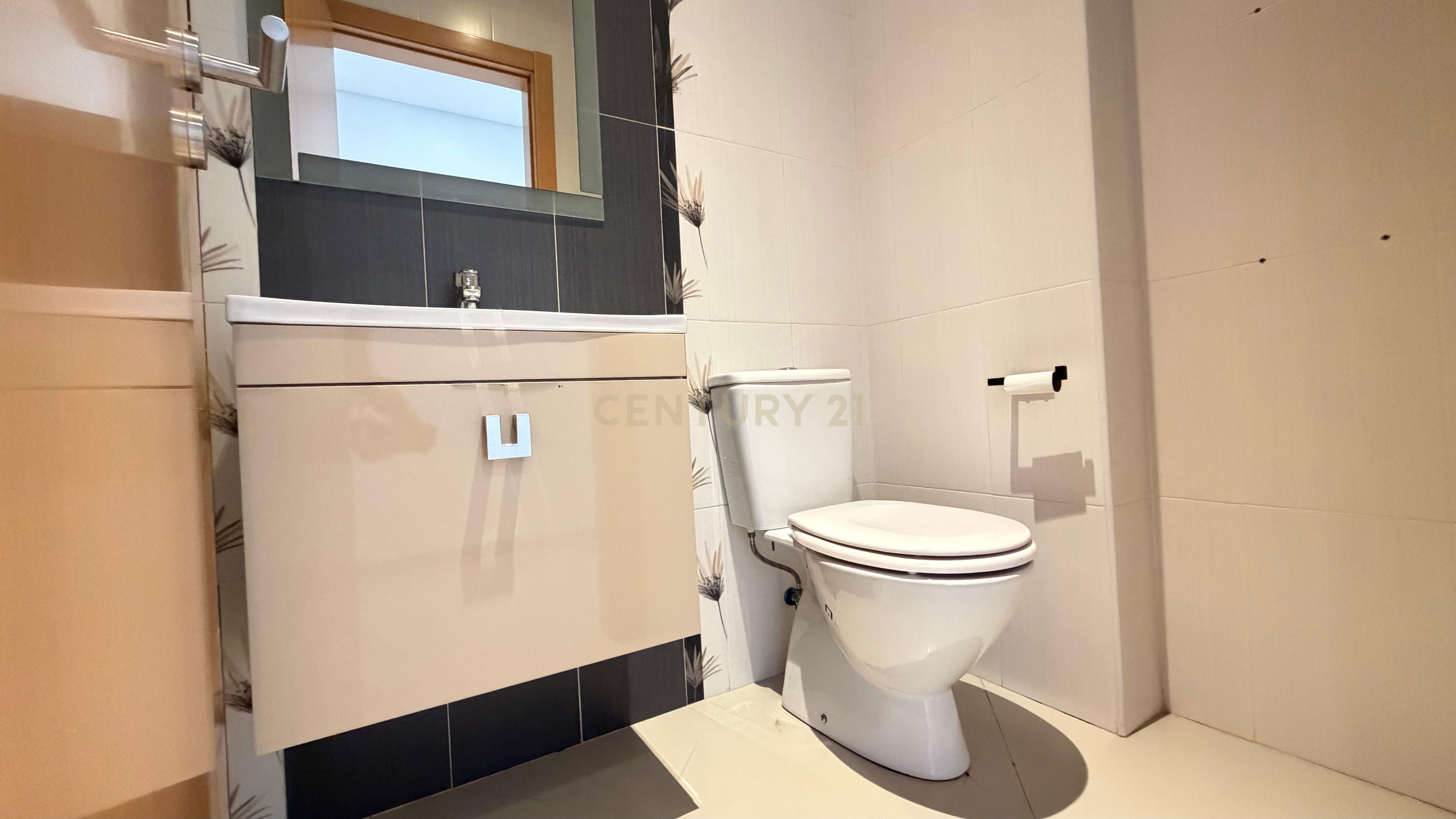 Fotografia 12 de Apartamento T4 com Arrecadação, na Cascalheira, Pinhal Novo