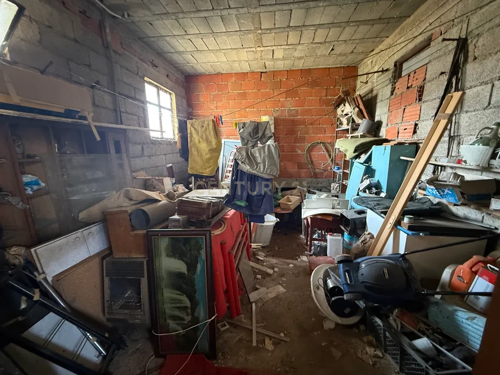 Moradia BI-FAMILIAR perto do IPB e do Centro de Bragança, no Bairro das Cantarias. Tem TERRENO e GARAGEM!!! - Image 33