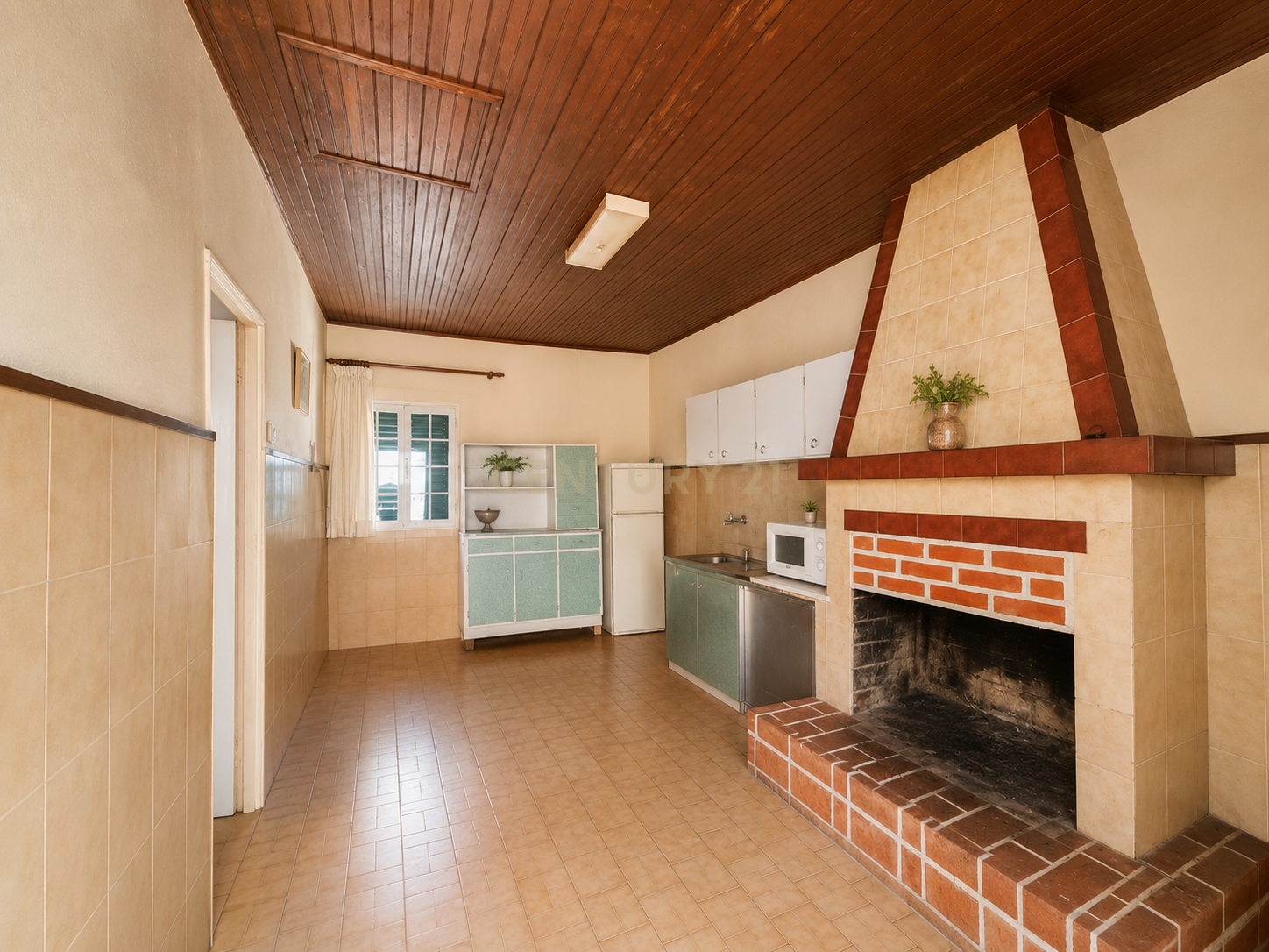 Fotografia 3 de 🏡 MORADIA TÉRREA, PENAFIEL, CAPELA 📍Apenas venda conjunta com referência C0188-01896, (Imóvel atualmente comercializado ao abrigo do Simplex) 📢 EXCELENTE OPORTUNIDADE PARA CRIAÇÃO DE PROJETO