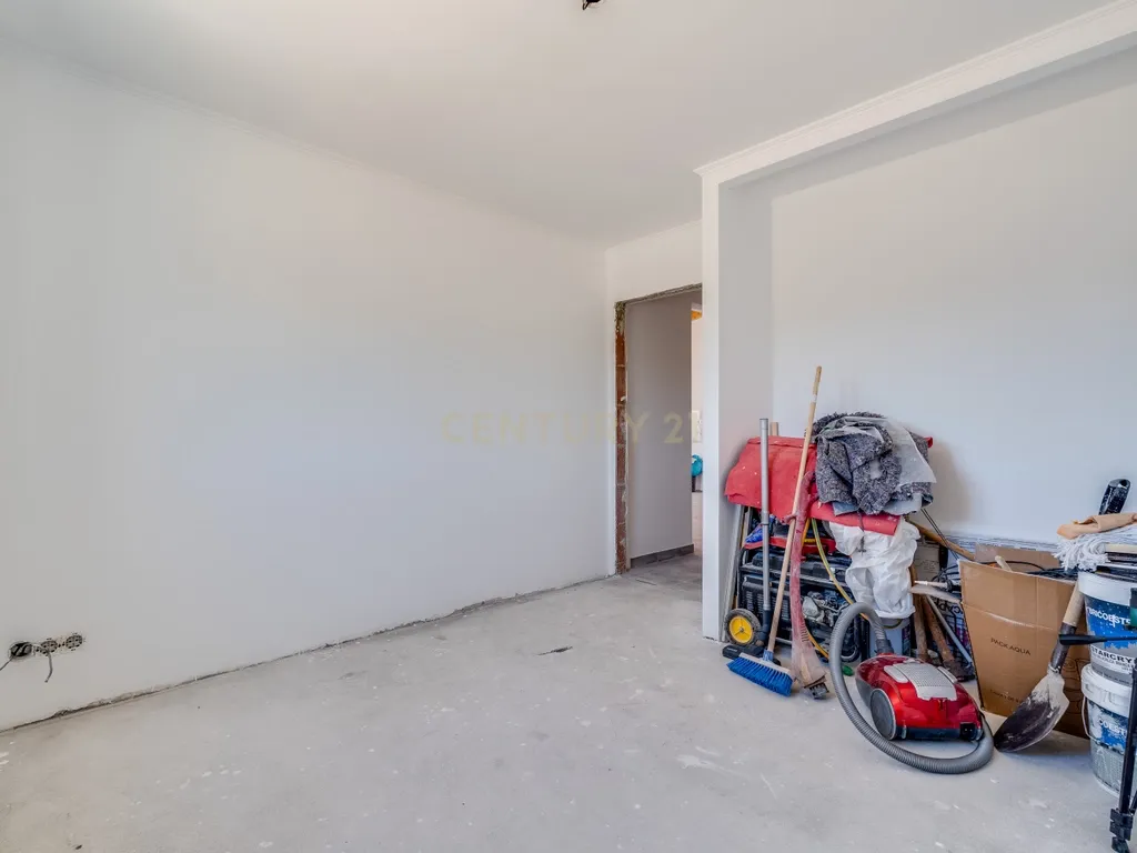 Personalize a Sua Casa – Moradia Terrea T2+2 em Fase de Acabamentos com 500m² de Terreno - Image 15