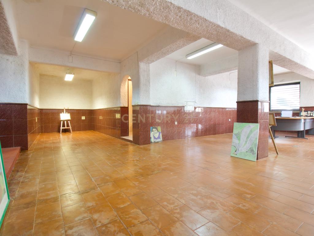 Espaço Comercial, Loja ou Armazém - Image 13