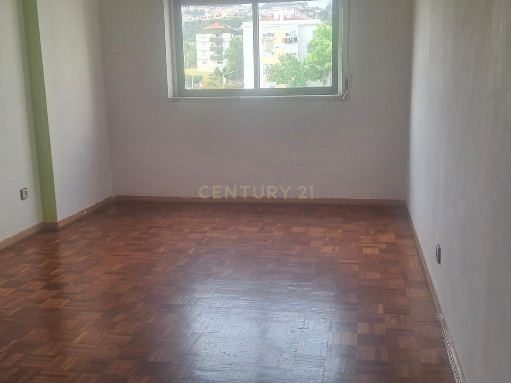 Venda de Apartamento T2  Arroja -  Odivelas - Image 10
