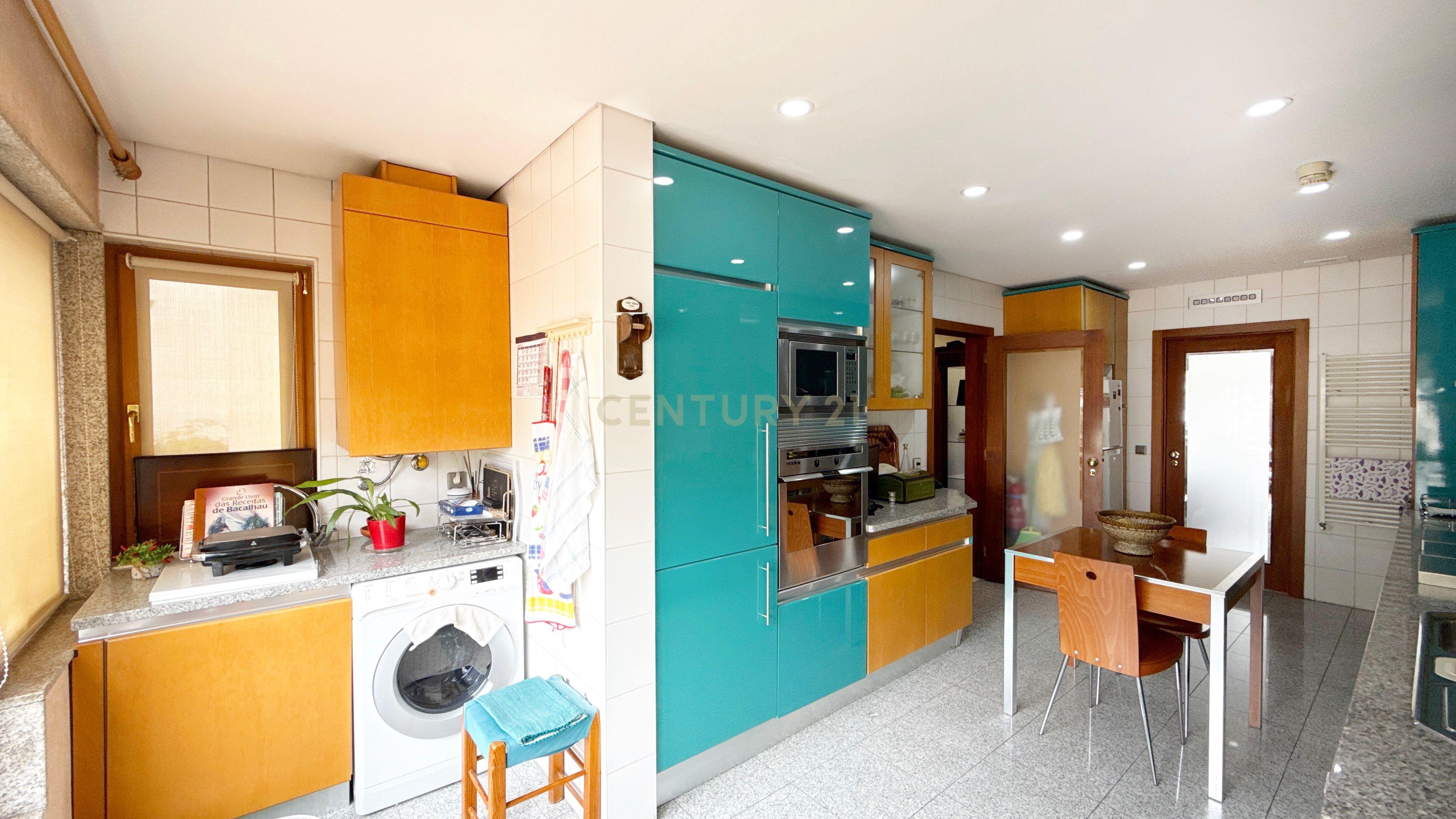 APARTAMENTO T5 DUPLEX | VISTA RIO | LORDELO DO OURO – FOZ, PORTO - Image 13