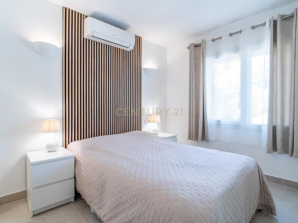 Moradia renovada com vista para o mar e perto da praia – Torreblanca, Fuengirola - Image 21