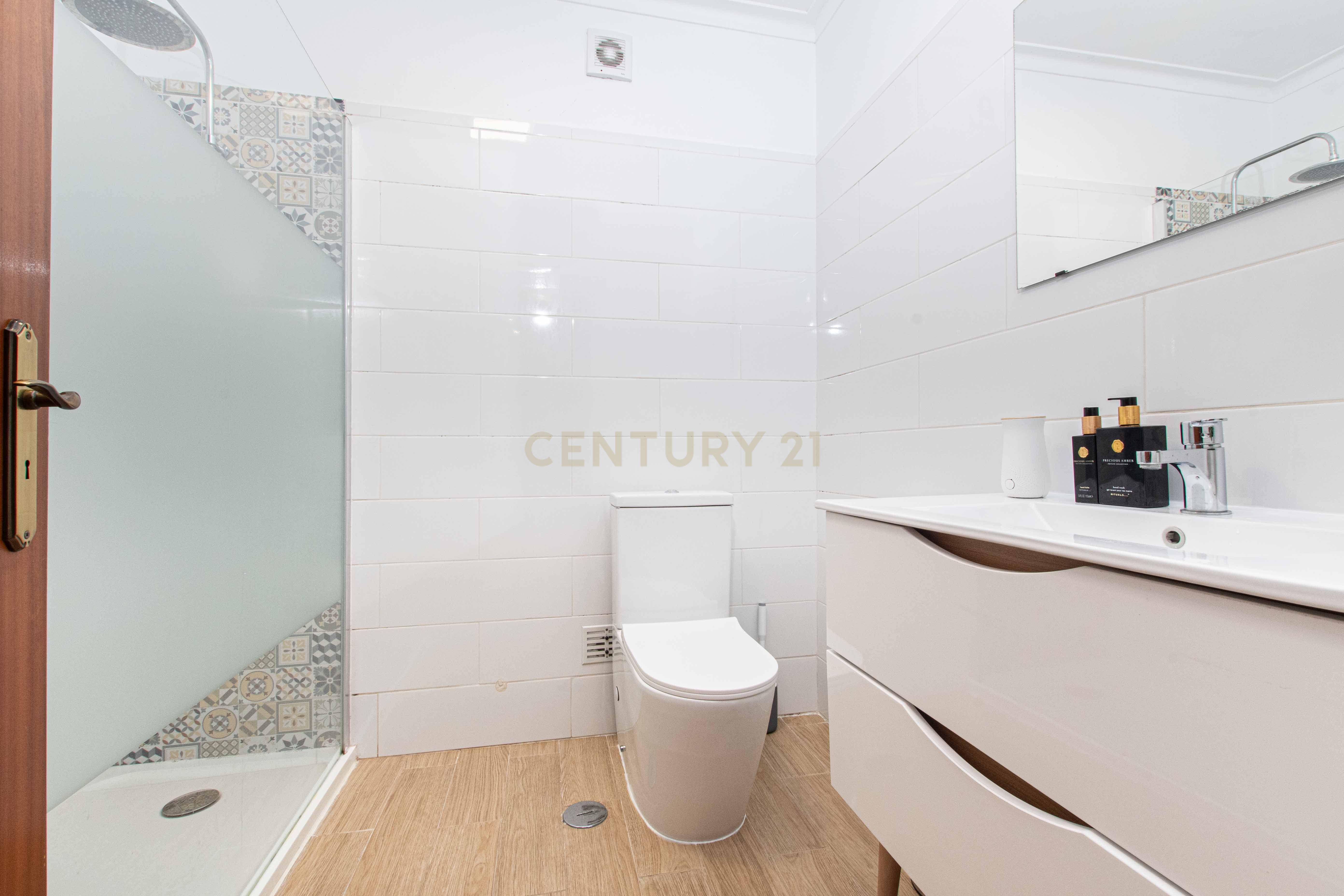 Fotografia 11 de Apartamento T2 | Carregado