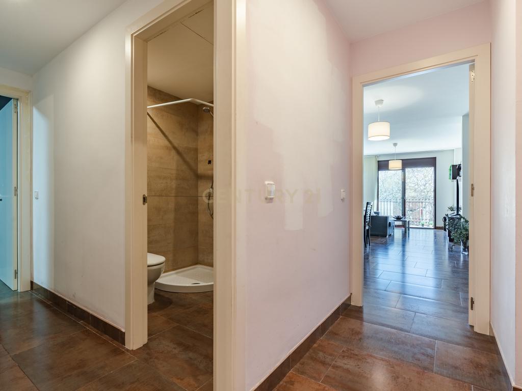 Apartamento amplo de 3 quartos no coração de Vendrell - Image 19