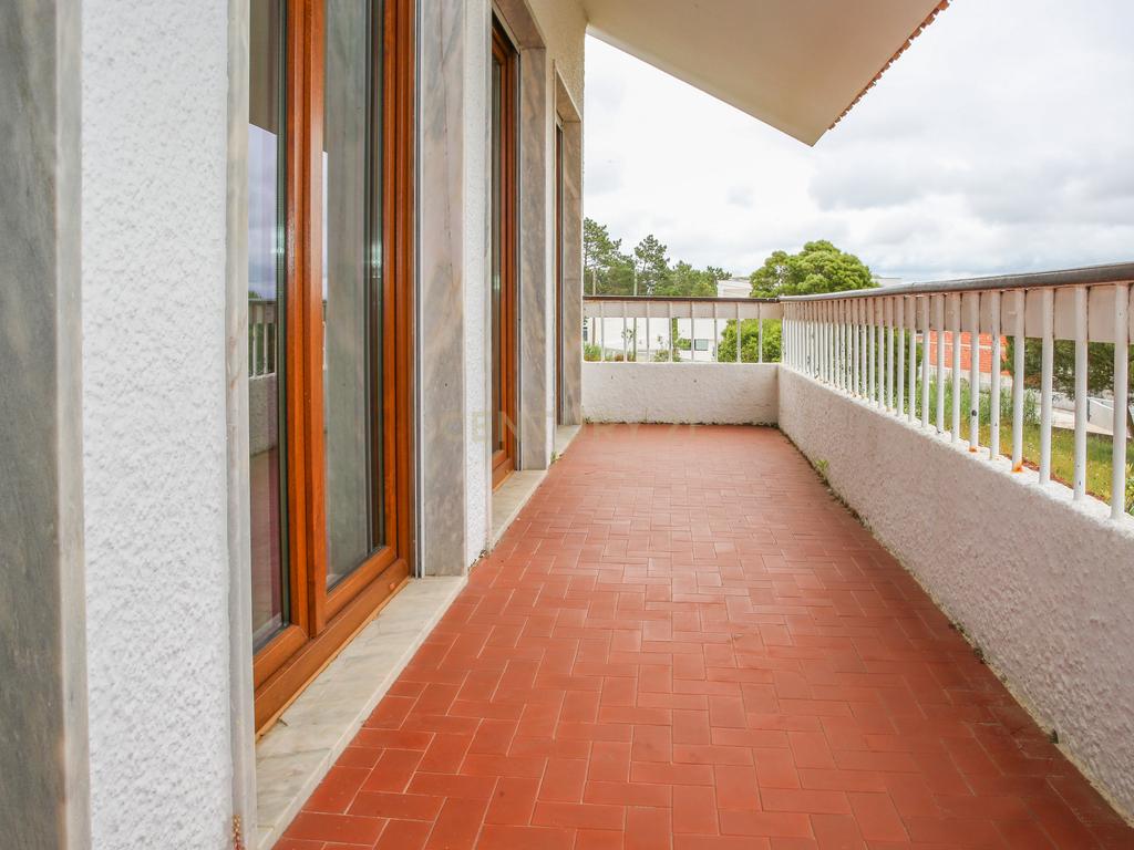 Moradia T5 Nadadouro  com vista para a Lagoa de Óbidos - Image 27